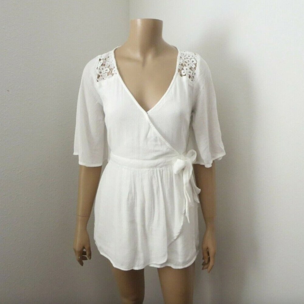 NWT Abercrombie Womens White Lace Crochet Romper Size XS Bell Sleeve